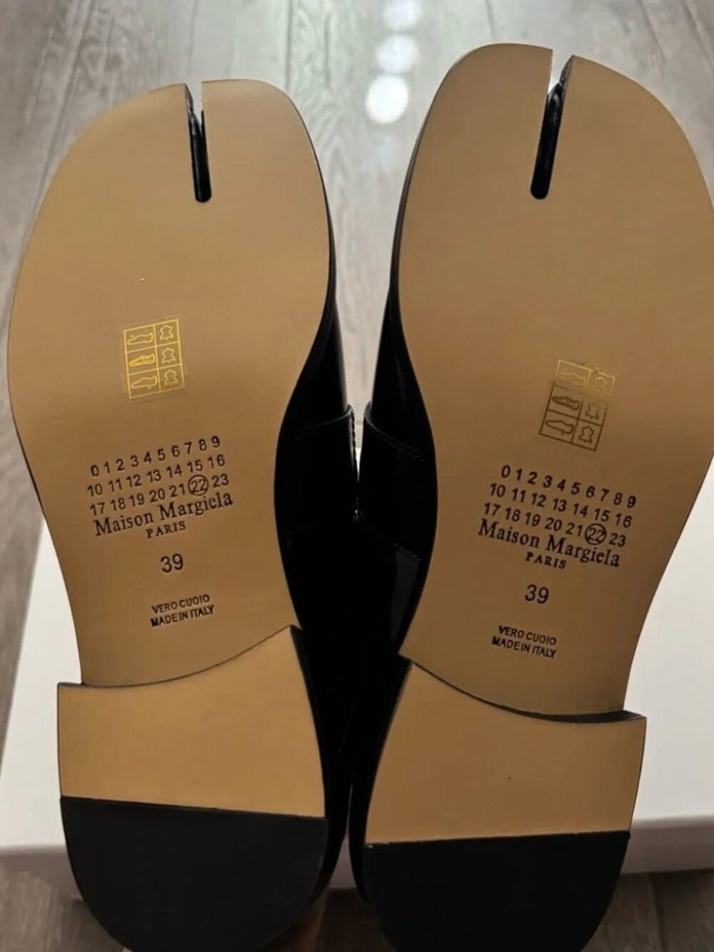 Maison Margiela Tabi Loafers - Picture 3 of 7